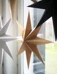 Paperit=C3=A4hti 8 sakaraa 30 cm musta - Juldekorationer och textilier - 6410416211480 - 6