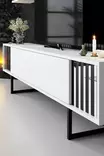 TV-bänk Hanah Home Chrome Line Vit Svart Spånskiva 180x30x48 cm - TV-bänkar - 8683742126140 - 5