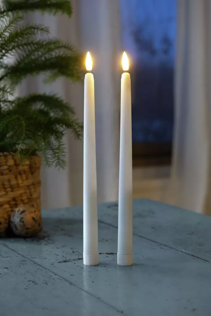 Led-kruunukynttil=C3=A4t 2-kpl sis. ajastin - LED-ljus och lyktor - 6435200289780 - 1