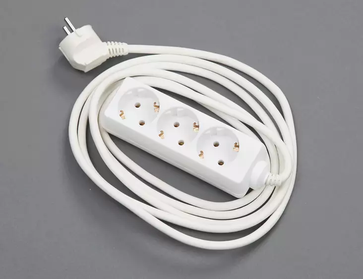 Jatkojohto 3-osainen maadoitettu 3 m - Inomhusförlängningssladdar - 651-0162-01 - 1