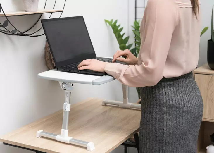 S=C3=A4=C3=A4dett=C3=A4v=C3=A4 p=C3=B6yt=C3=A4 l=C3=A4pp=C3=A4rille - Skrivbord - 6410416067322 - 1