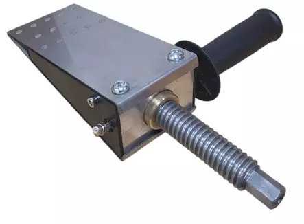 Mekanisk skrapkilar i flodsjön - Skogsarbetarens utrustning - 6438014372464 - 2