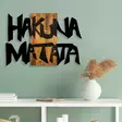 Väggdekor Trä Wallity Hakuna Matata Svart Ljus Valnöt Trä 77x3x58 - Dekorationer, prydnadsföremål - 8683342260794 - 2