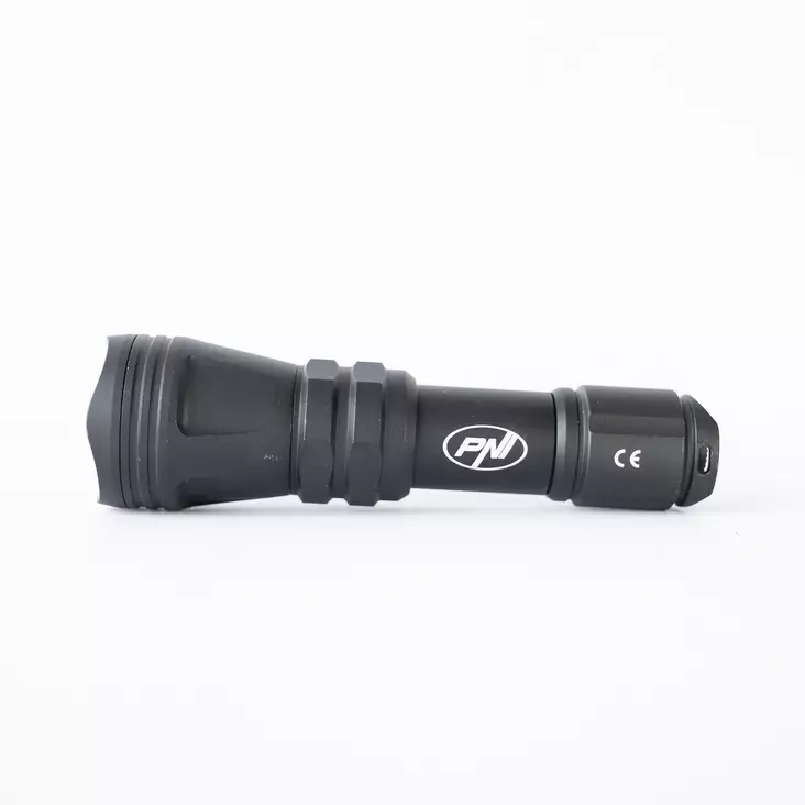 PNI Adventure FBW168 10W 750lm ficklampa, avstånd upp till 450m, med fokus, 18650 3000mAh batteri - Ficklampor - 5949066534034 - 1