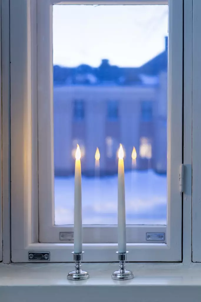 LED-kynttil=C3=A4 hopea jalka 35,5 cm 2 kpl - LED-ljus och lyktor - 6410413060975 - 1