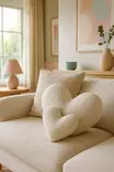 Prydnadskudde Aberto Design Teddy Kalp Light Beige Polyester 42x45x12 cm - Prydnadskuddar - 8684283850136 - 6