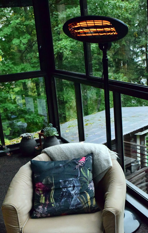 Terassil=C3=A4mmitin 2000W IPX4 jalustalla - Terrassvärmare - 6438140020246 - 1