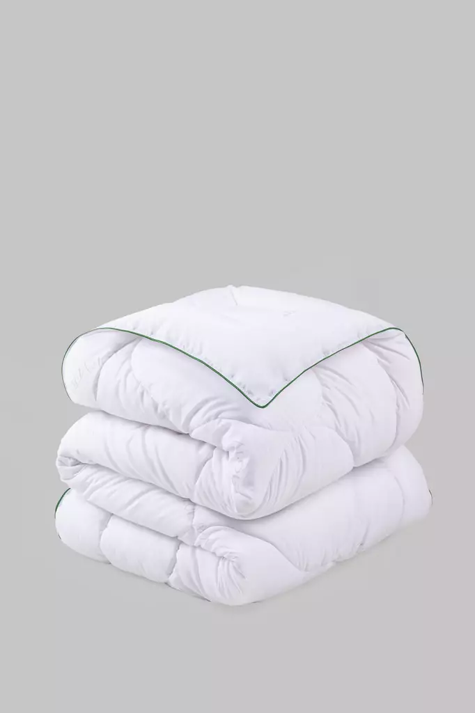 Enkelt täcke, vitt, 155 x 215 cm, tåligt, lättskött - Kuddar och täcken - 8683342860666 - 1