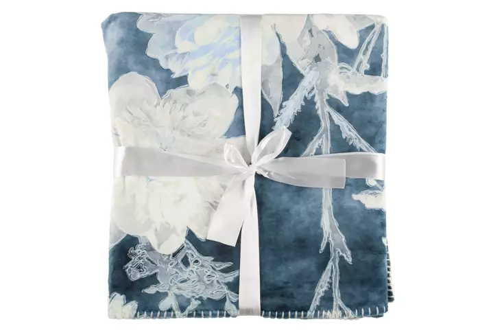 Torkkupeitto Blue Flower 4Living p=C3=A4=C3=A4kuva - Överkast och plädar - 6410413230477 - 1