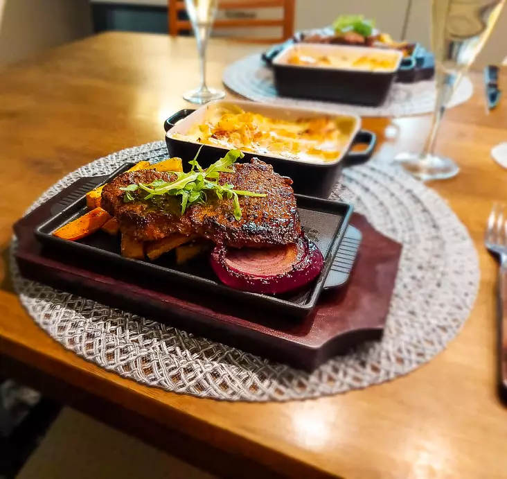 Serveringstallrik med underlägg 21 x 13 cm - Grilltillbehör - 6410412980847 - 1