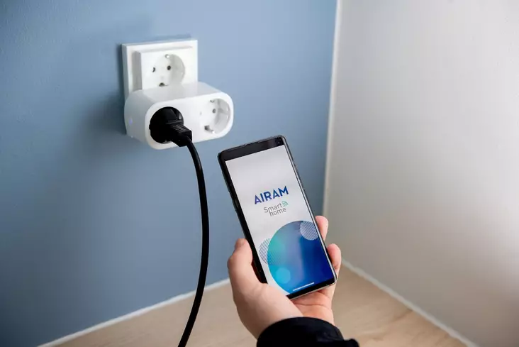 Haaroitin SmartHome 2-osainen 16A, Airam - Smarta eluttag - 6435200293008 - 1