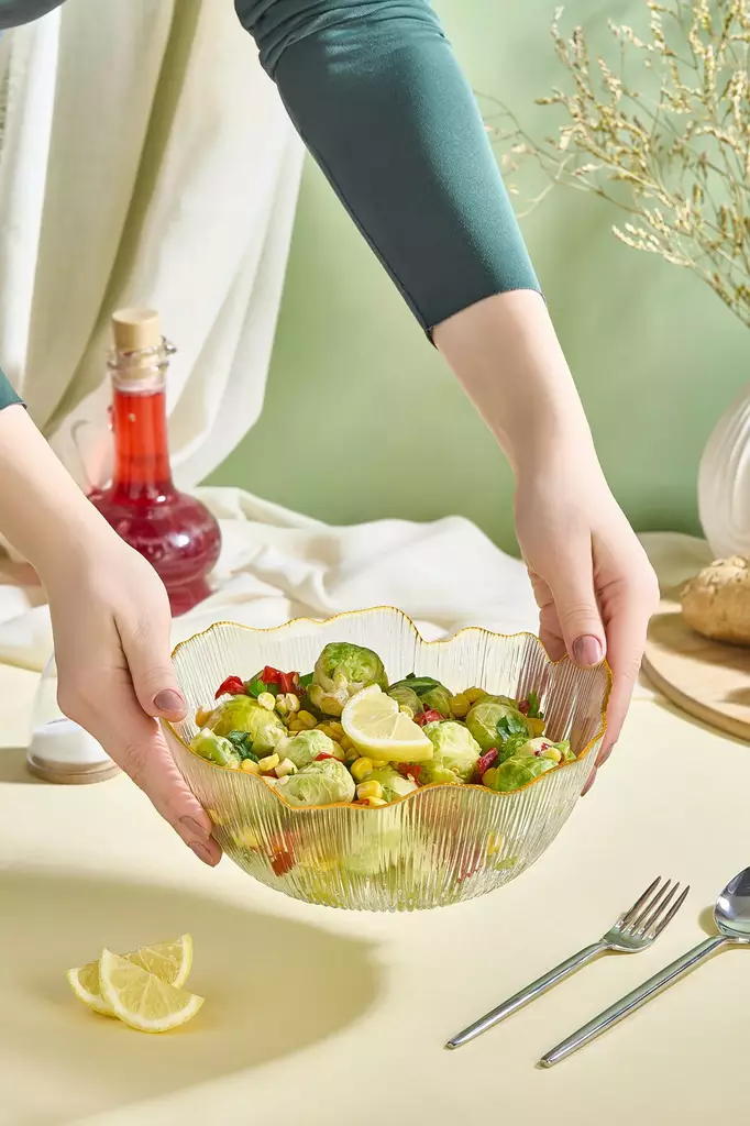 Salladsskål i glas, transparent, 21 cm, med guldkant, hållbar - Serveringsfat - 8684283796038 - 1