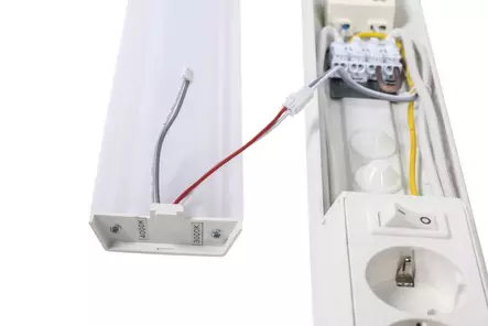 Yleisvalaisin Led Airam Handy 450 5W sis=C3=A4lt=C3=A4 - Tak- och vägglampor - 6435200258069 - 7