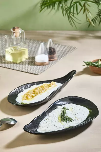 Serveringsfatset (2 delar), svart, 27 x 14 cm, hållbar, stilren - Serveringsfat - 8684283796229 - 2